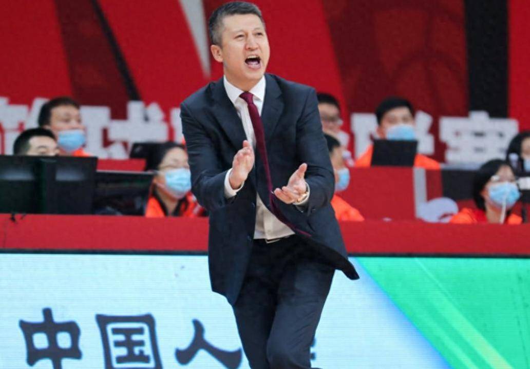 乐动体育投注-国内杰出篮球教练荣获国际殊荣，备受瞩目